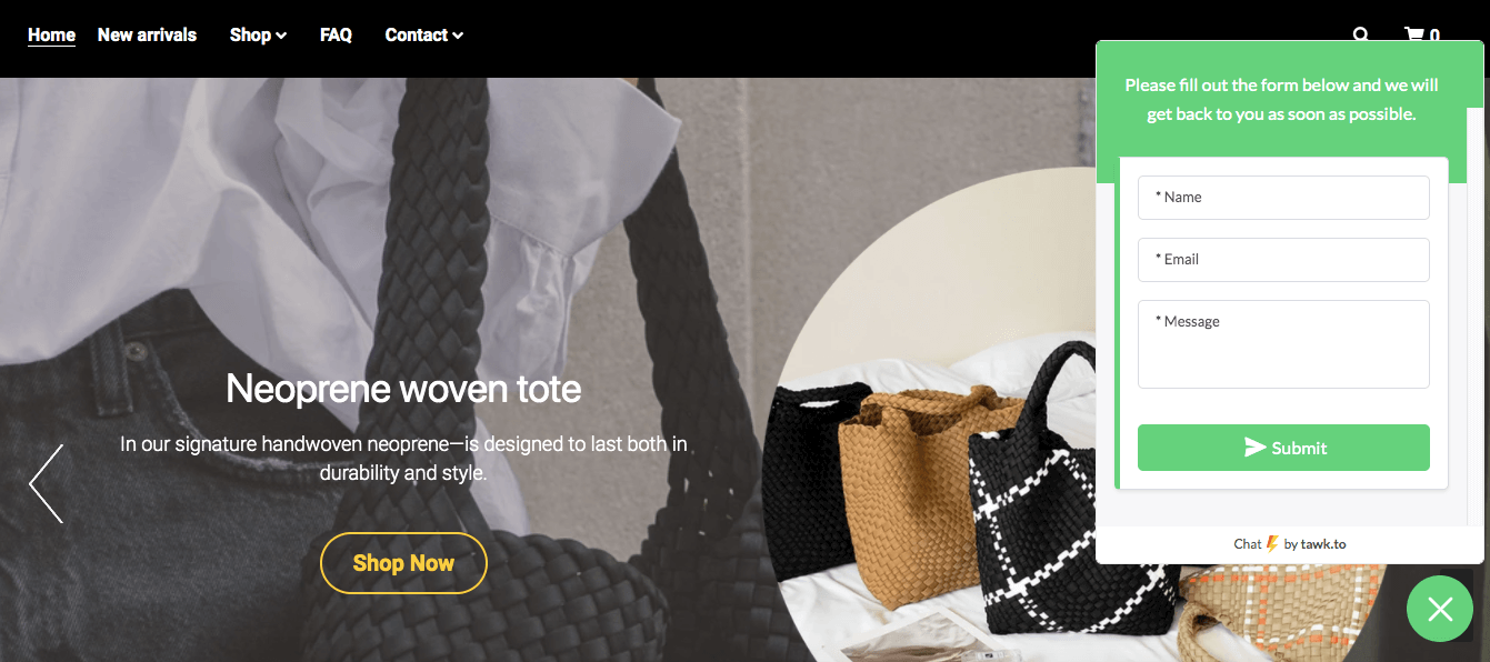 live chat feature on a website built on Strikingly live chat feature on a website built on Strikingly